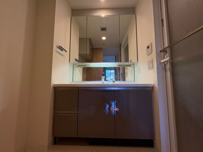 物件内観写真14　(洗面)