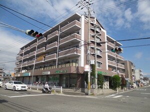 レーベンハイム外観写真