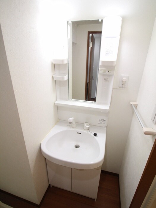 物件内観写真13　(洗面)