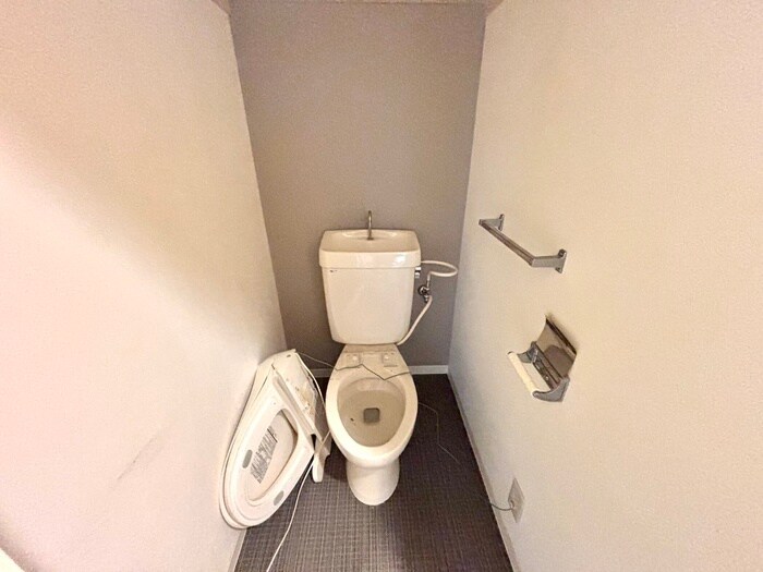 物件内観写真10　(トイレ)