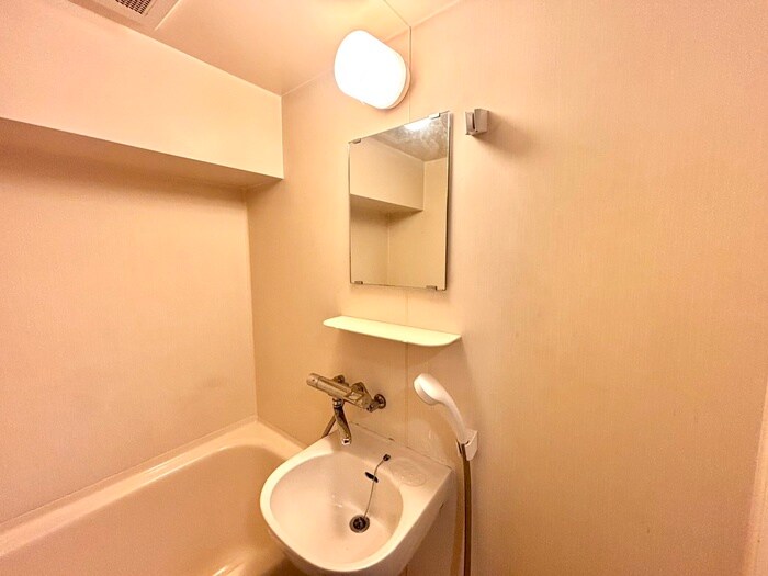 物件内観写真11　(洗面)