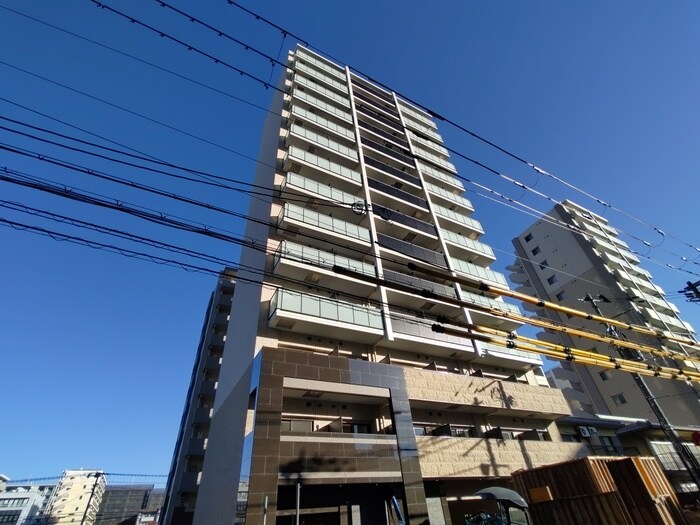 物件外観写真1　(建築中)