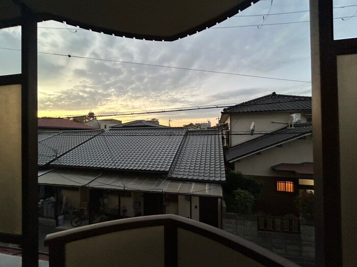 物件内観写真15　(室内からの展望)