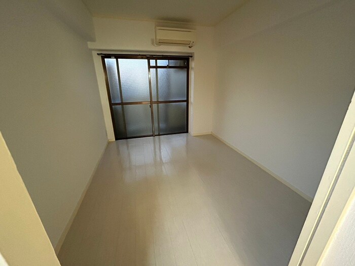 物件内観写真18　(居室)