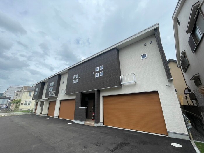 物件外観写真2　(外観写真)