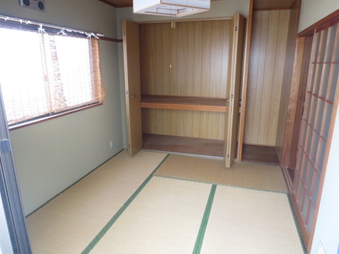 物件内観写真8　(居室)