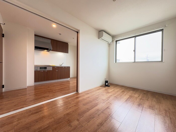 物件内観写真7　(居室)