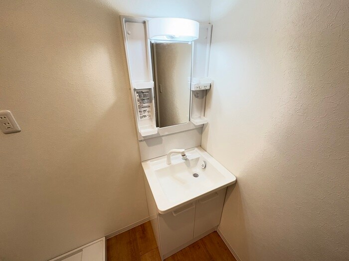 物件内観写真11　(洗面)