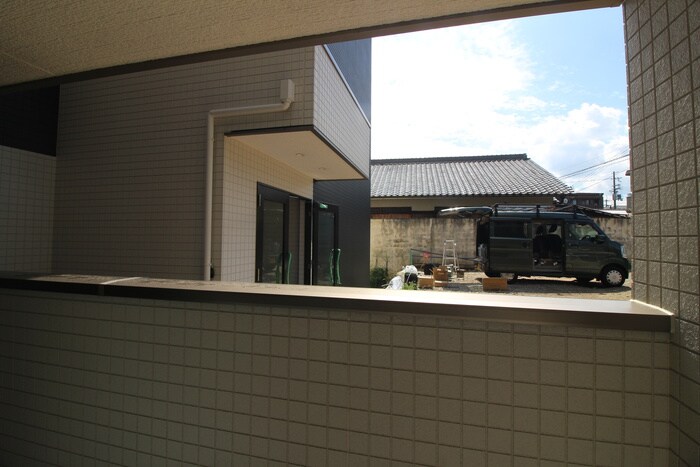 物件内観写真14　(室内からの展望)