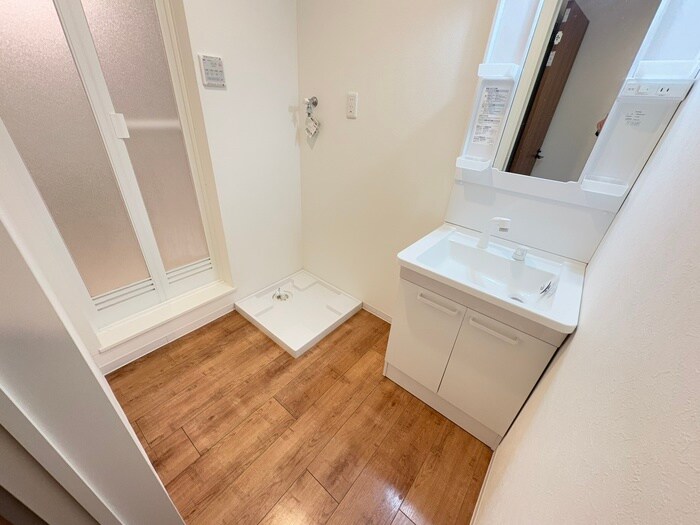 物件内観写真17　(廊下)