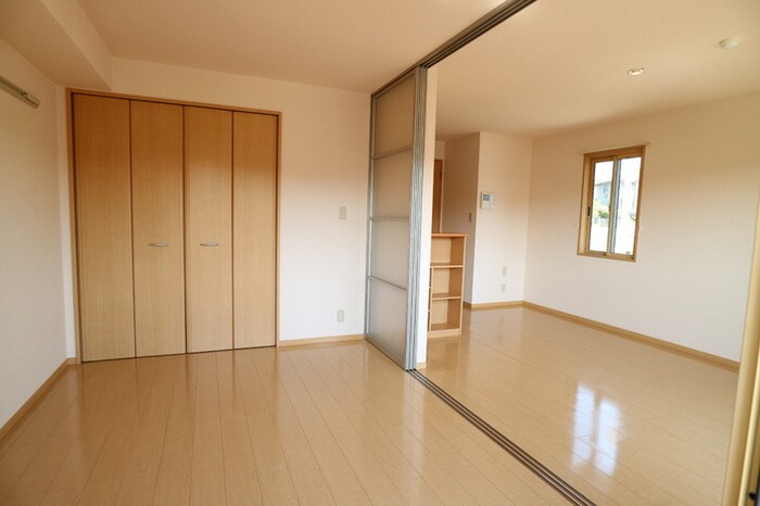 物件内観写真5　(居室)