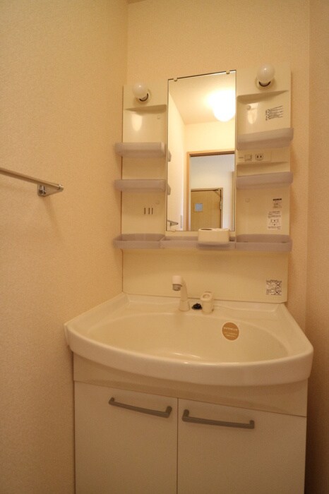 物件内観写真7　(洗面)