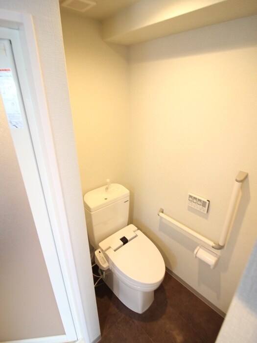 物件内観写真11　(トイレ)