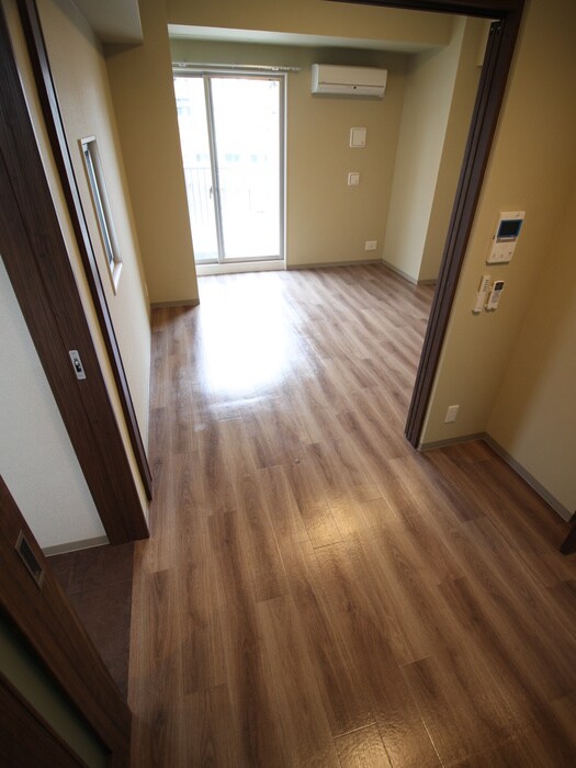 物件内観写真15　(廊下)