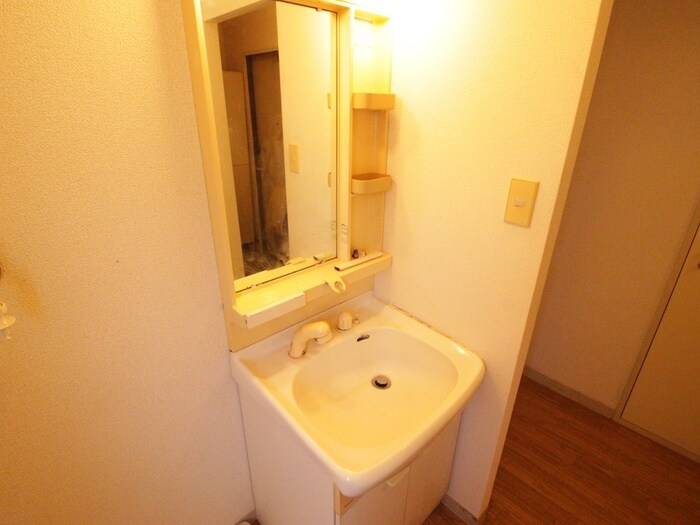 物件内観写真10　(洗面)