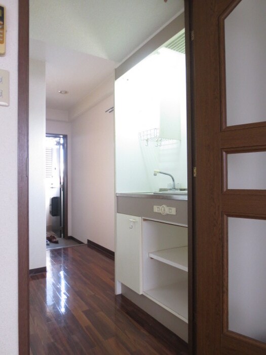 物件内観写真10　(廊下)