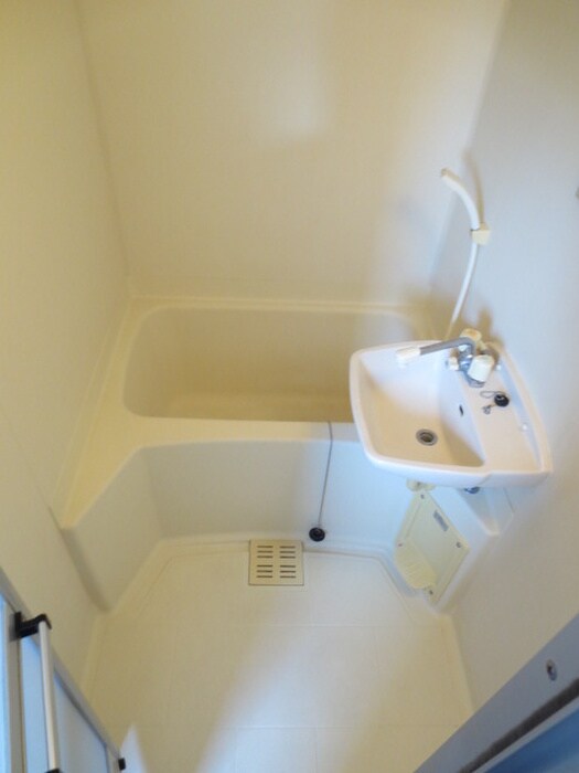 物件内観写真12　(バス／シャワールーム等)