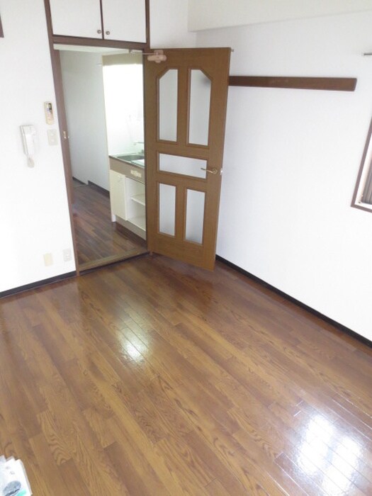 物件内観写真16　(居室)