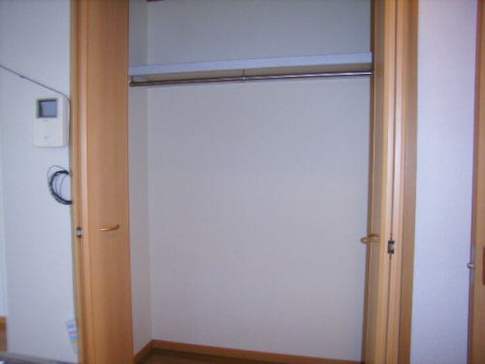 物件内観写真12　(収納)