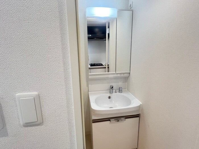 物件内観写真10　(洗面)