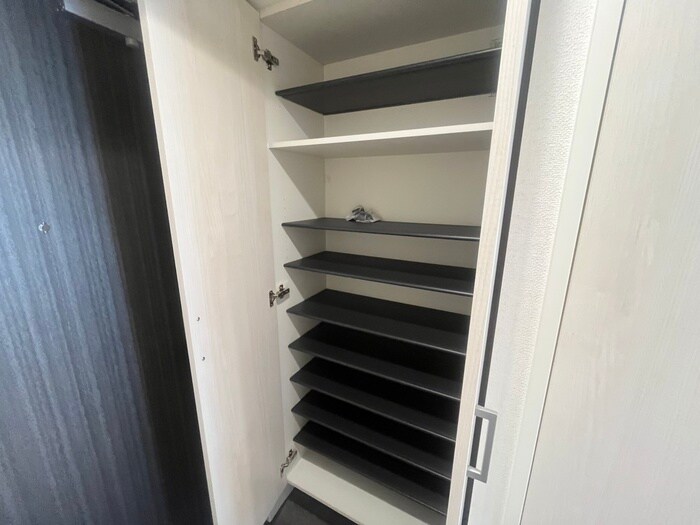 物件内観写真17　(靴箱)