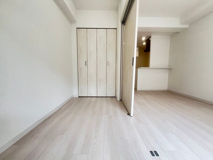 物件内観写真18　(居室)
