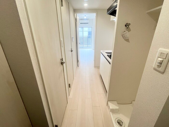 物件内観写真19　(廊下)