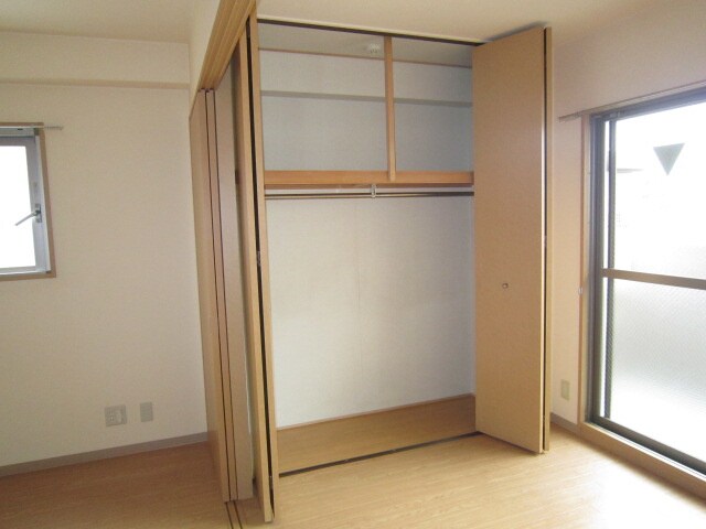 物件内観写真8　(収納)