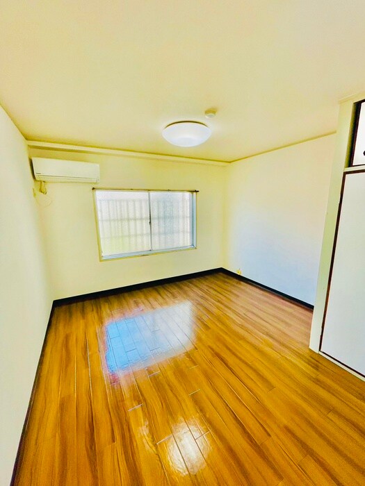 物件内観写真16　(居室)