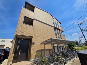 マジェスティ　サザンⅡ棟外観写真