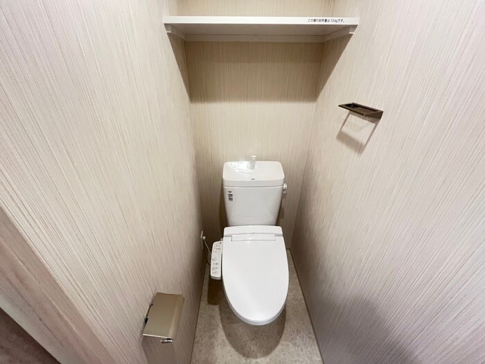 物件内観写真9　(トイレ)