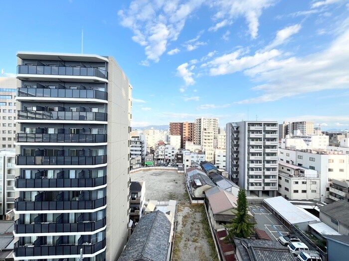 物件内観写真14　(室内からの展望)