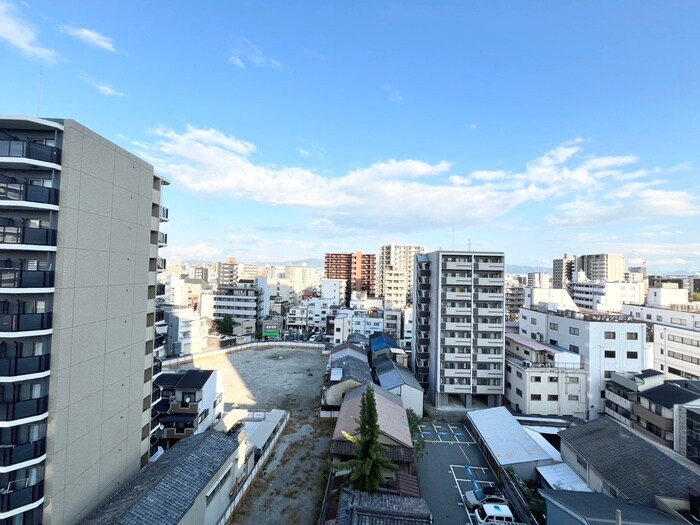 物件内観写真14　(室内からの展望)