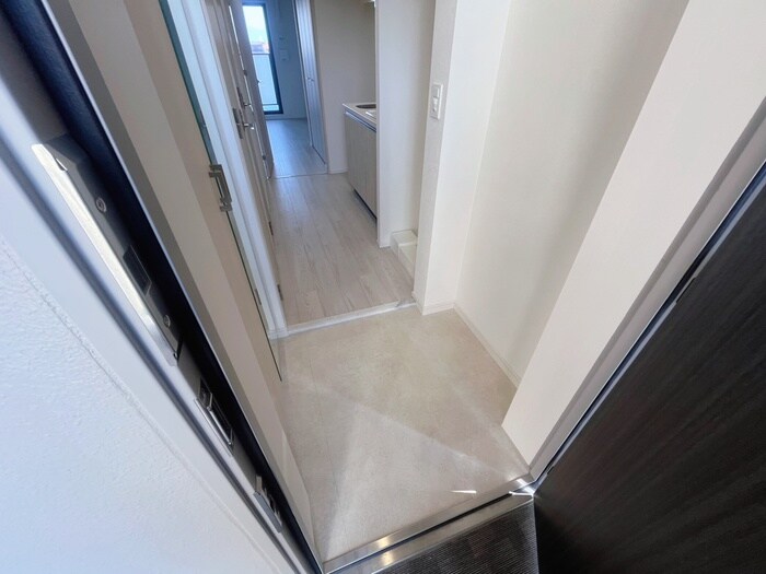 物件内観写真17　(玄関)