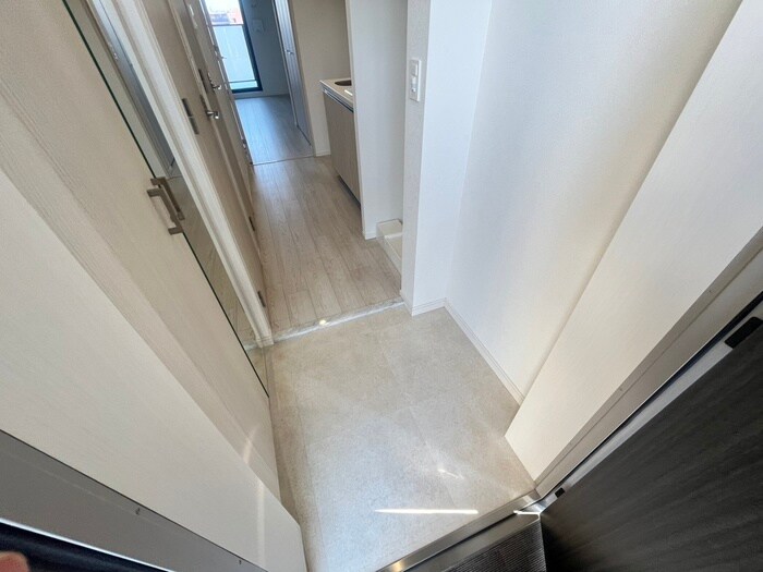 物件内観写真17　(玄関)