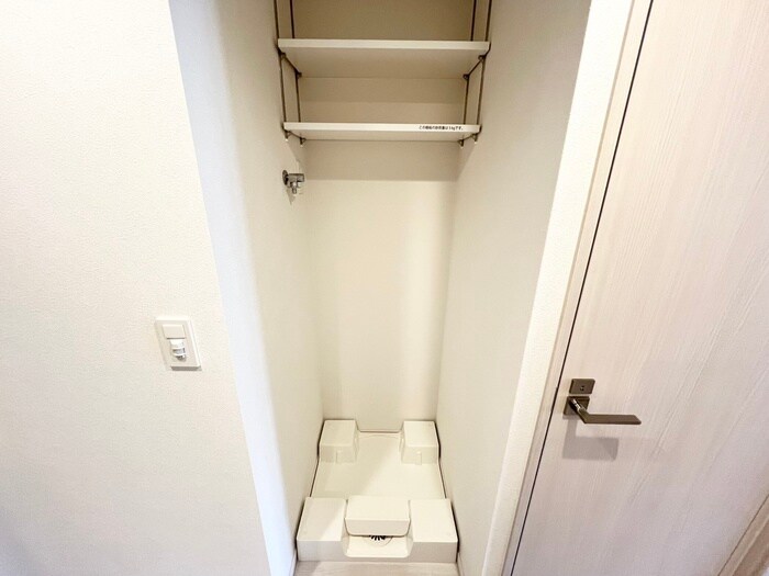 物件内観写真19　(洗濯機置場)