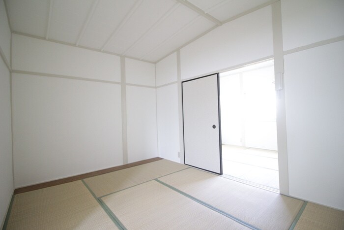 物件内観写真9　(居室)