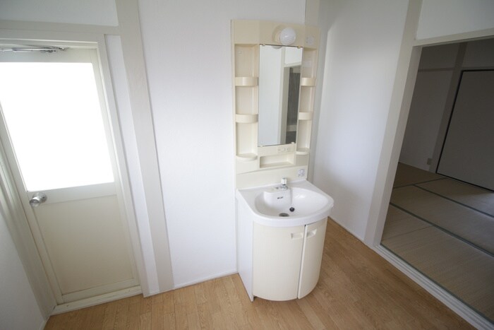 物件内観写真16　(洗面)