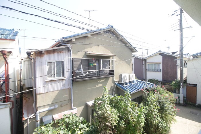 物件内観写真20　(室内からの展望)