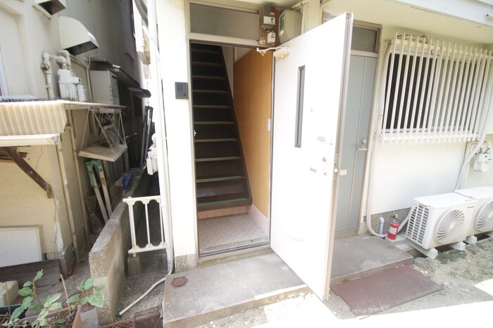 物件内観写真21　(玄関)