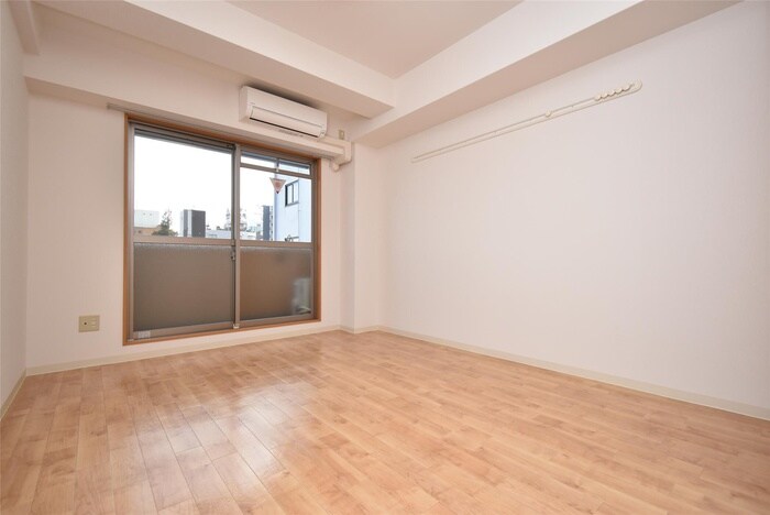 物件内観写真7　(居室)