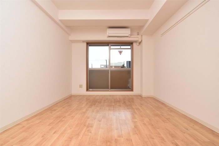 物件内観写真13　(居室)