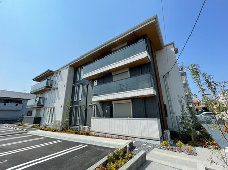 East Hills外観写真