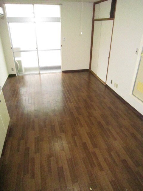 物件内観写真10　(居室)