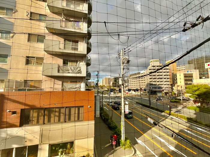 物件内観写真22　(室内からの展望)