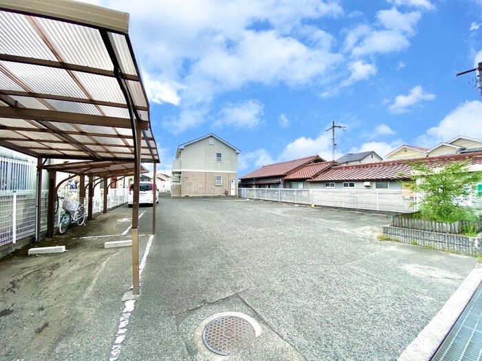 コスモハイツの外観写真