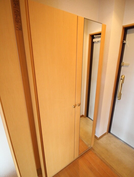 物件内観写真15　(靴箱)