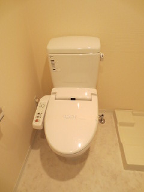 物件内観写真9　(トイレ)