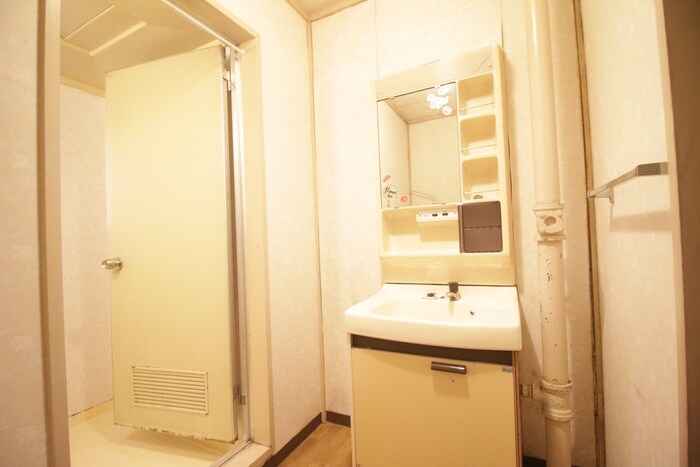 物件内観写真12　(洗面)