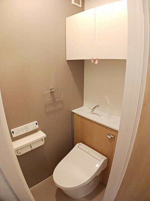 物件内観写真11　(トイレ)